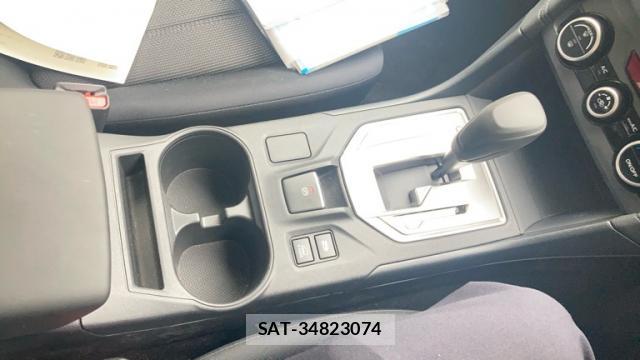 Subaru XV 2017-12 8816246-19