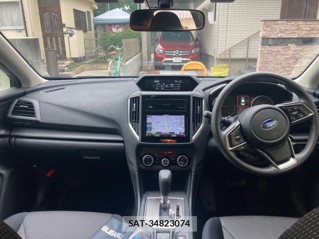 Subaru XV 2017-12 8816246-6