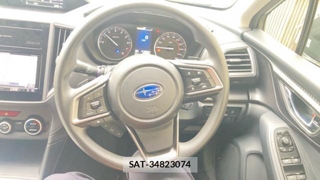 Subaru XV 2017-12 8816246-9