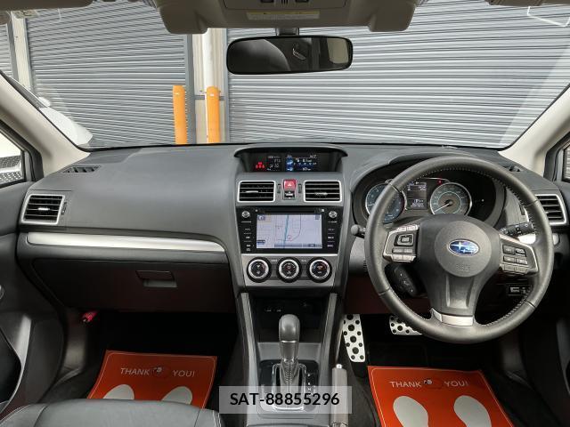 Subaru XV 2015-07 8817089-15