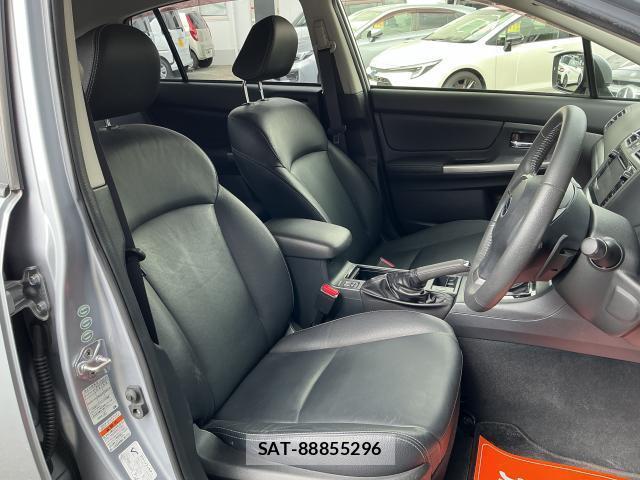 Subaru XV 2015-07 8817089-5