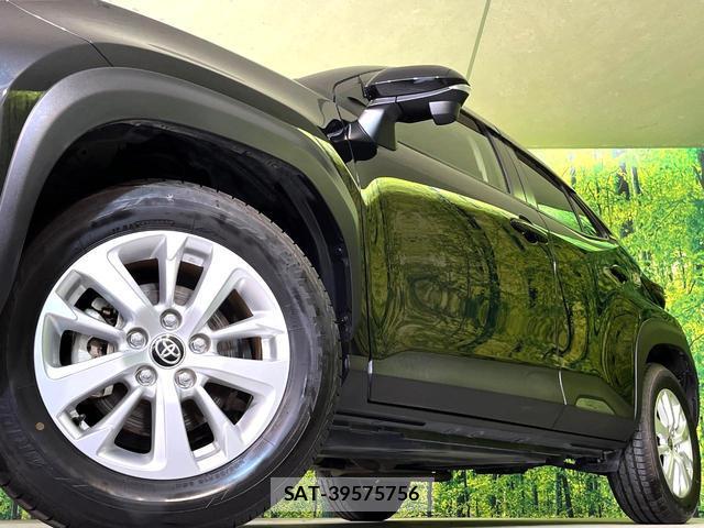 Toyota YARIS CROSS 2022-02 8812854-12