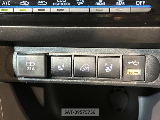 Toyota YARIS CROSS 2022-02 8812854-5