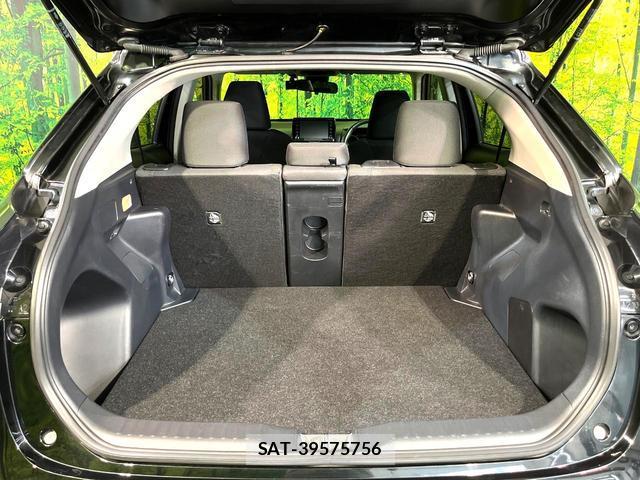 Toyota YARIS CROSS 2022-02 8812854-9