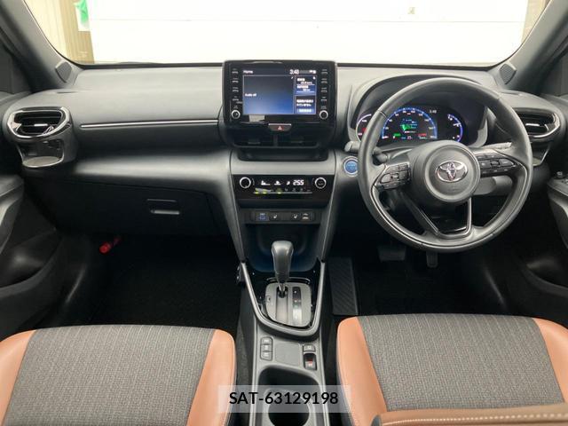 Toyota YARIS CROSS 2022-11 8812935-1