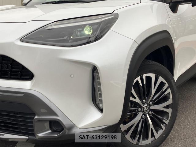 Toyota YARIS CROSS 2022-11 8812935-11