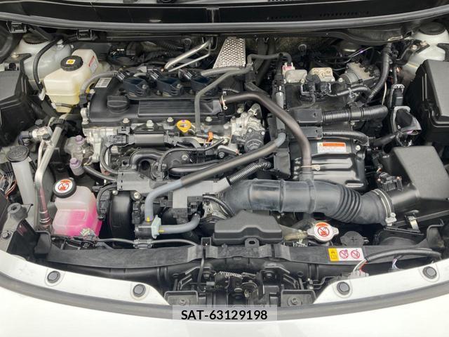 Toyota YARIS CROSS 2022-11 8812935-17