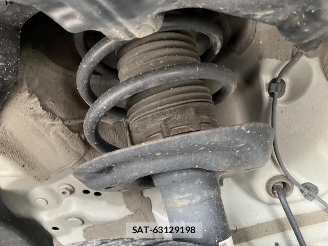 Toyota YARIS CROSS 2022-11 8812935-19