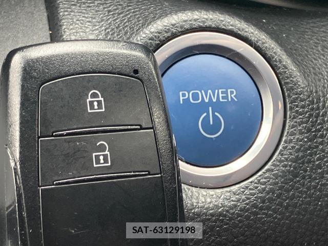 Toyota YARIS CROSS 2022-11 8812935-5