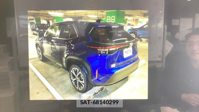 Toyota YARIS CROSS 2022-02 8813459-11
