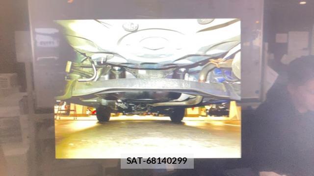 Toyota YARIS CROSS 2022-02 8813459-17