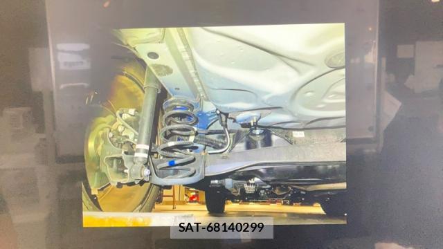 Toyota YARIS CROSS 2022-02 8813459-18