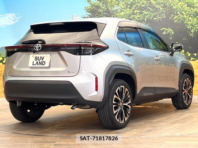 Toyota YARIS CROSS 2024-02 8814163-16