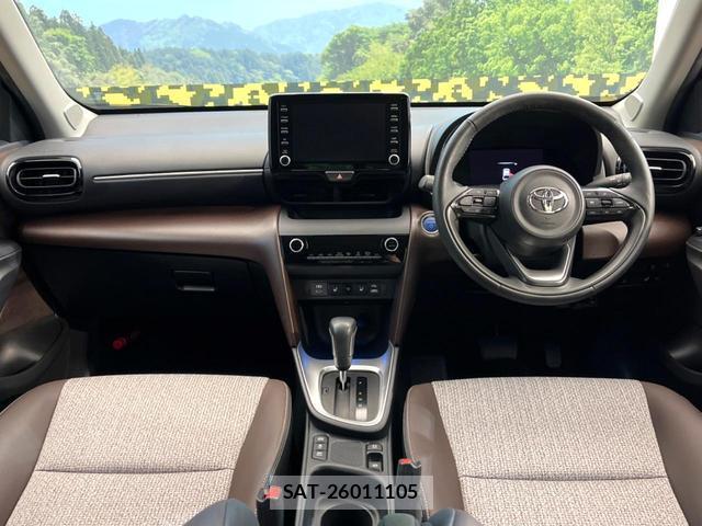 Toyota YARIS CROSS 2023-07 8814166-1
