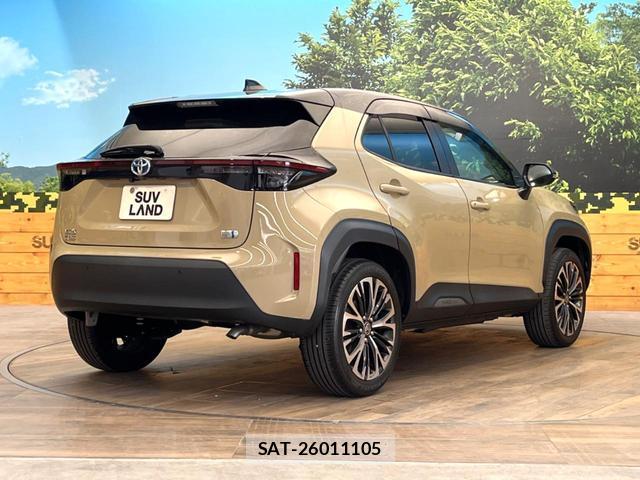 Toyota YARIS CROSS 2023-07 8814166-16