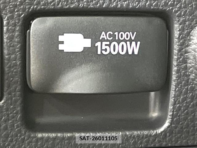 Toyota YARIS CROSS 2023-07 8814166-4