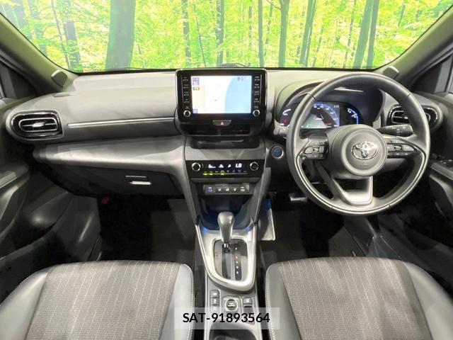 Toyota YARIS CROSS 2023-11 8814670-1