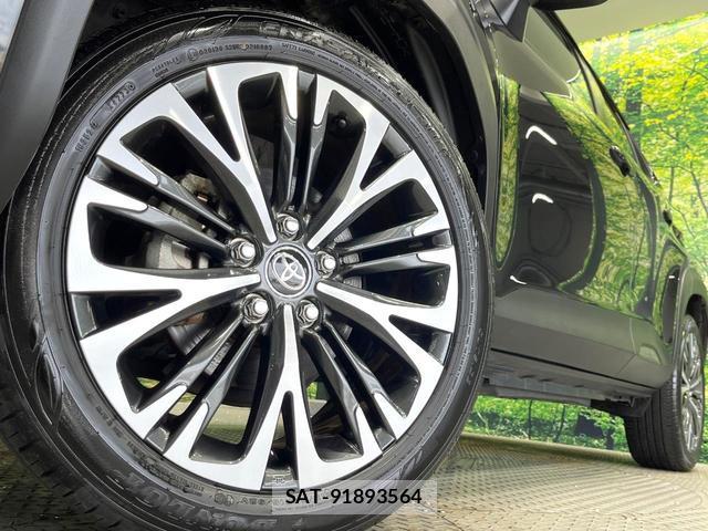 Toyota YARIS CROSS 2023-11 8814670-12