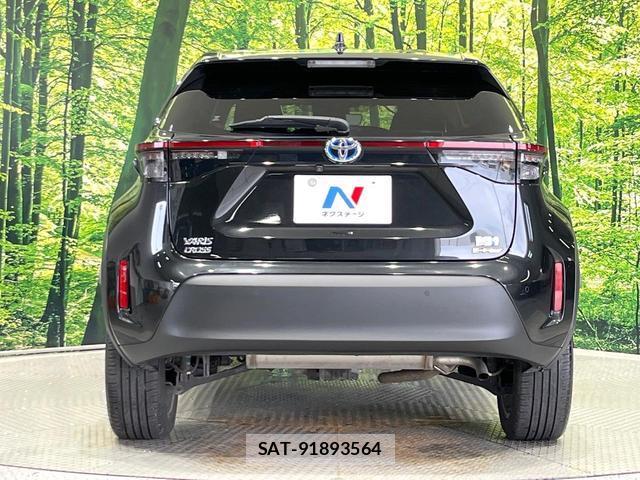 Toyota YARIS CROSS 2023-11 8814670-14