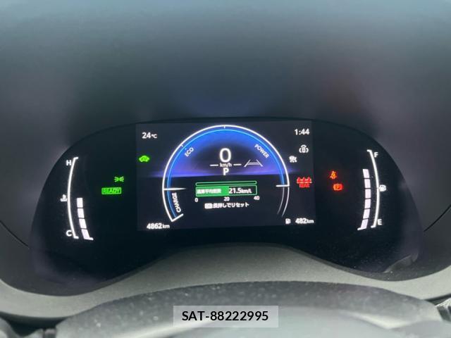 Toyota YARIS CROSS 2026-03 8815041-5