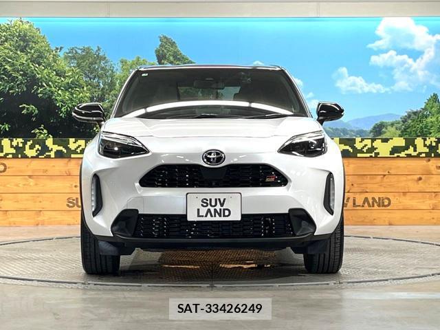 Toyota YARIS CROSS 2023-02 8815072-12