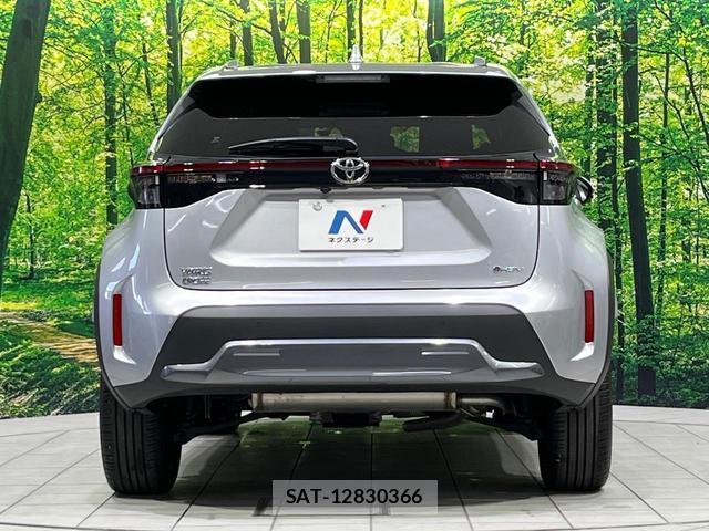 Toyota YARIS CROSS 2026-03 8815961-14