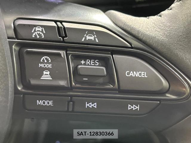Toyota YARIS CROSS 2026-03 8815961-6