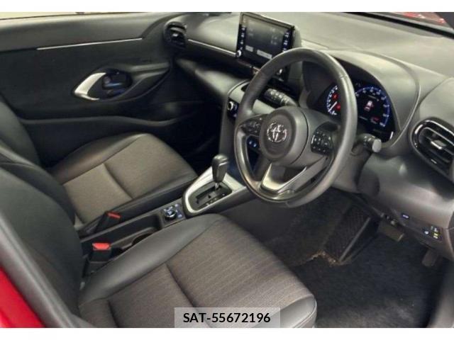 Toyota YARIS CROSS 2023-08 8816557-2