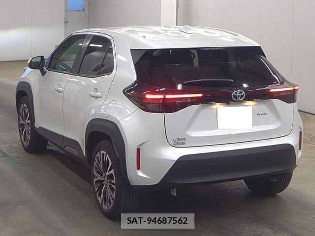 Toyota YARIS CROSS 2022-09 8816579-1