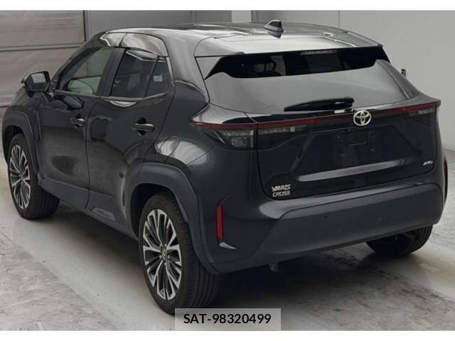 Toyota YARIS CROSS 2023-01 8816734-1