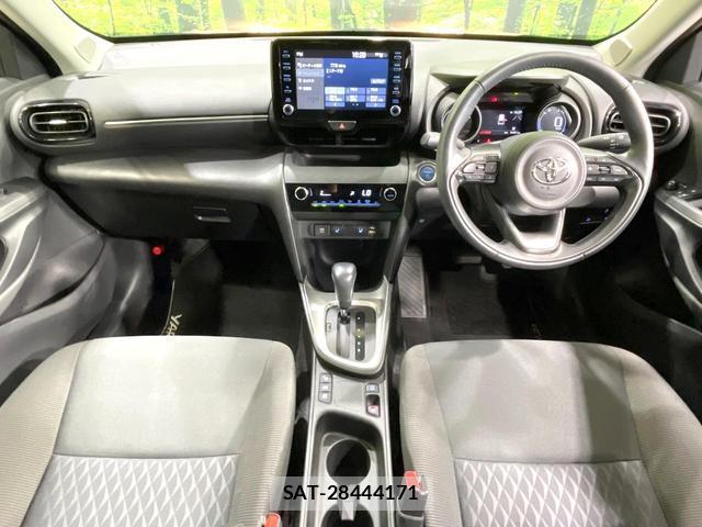 Toyota YARIS CROSS 2021-06 8817233-1
