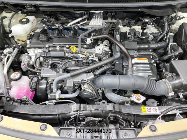 Toyota YARIS CROSS 2021-06 8817233-17