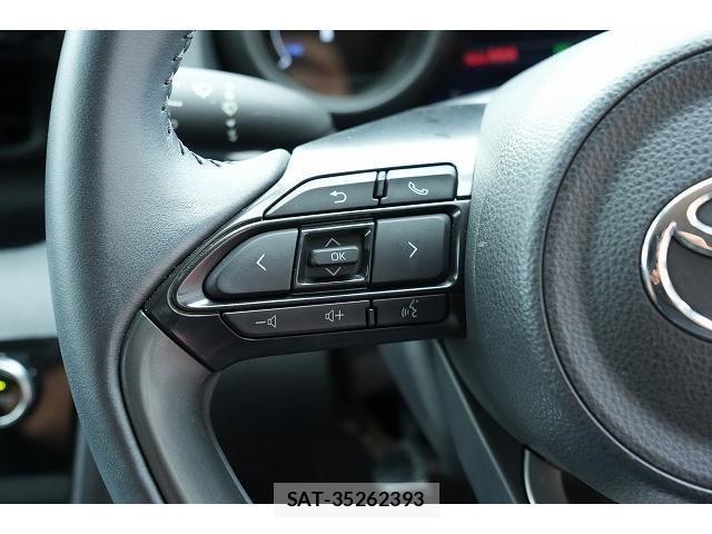 Toyota YARIS CROSS 2023-10 8817278-15
