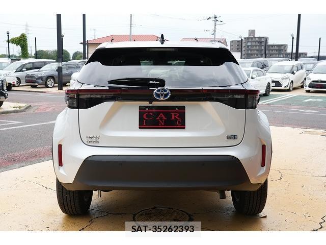 Toyota YARIS CROSS 2023-10 8817278-3