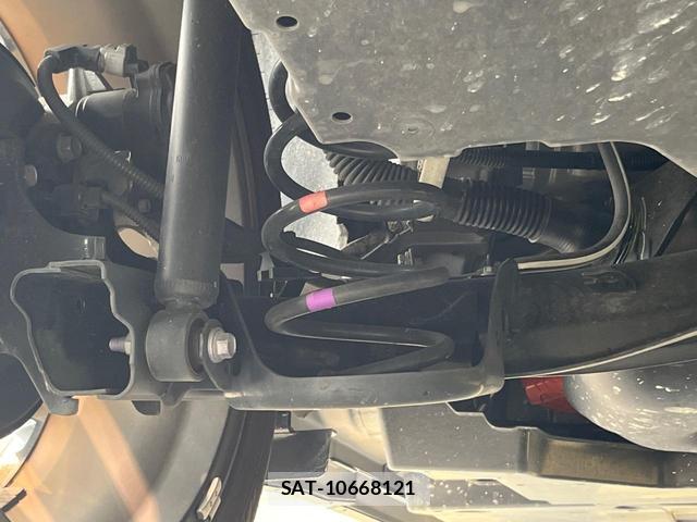 Toyota YARIS CROSS 2023-10 8817566-19