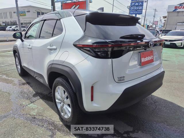 Toyota YARIS CROSS 2024-06 8817635-4