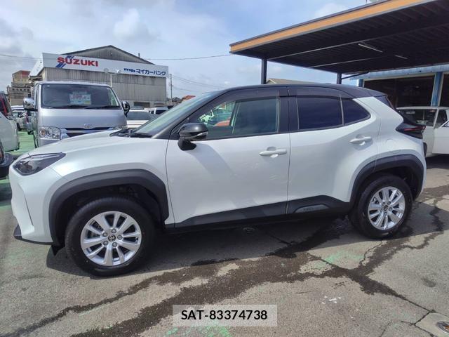 Toyota YARIS CROSS 2024-06 8817635-5