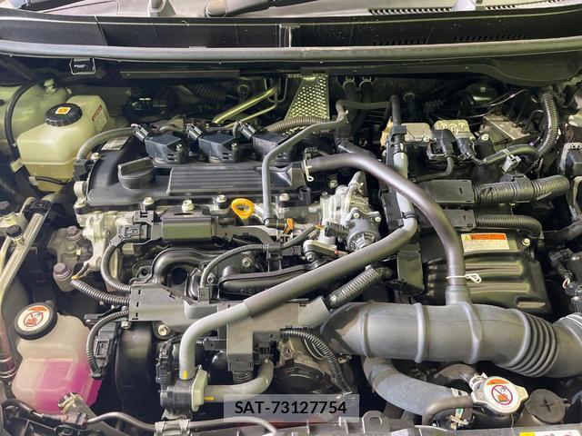 Toyota YARIS CROSS 2021-07 8817655-18