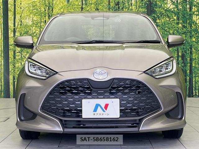 Toyota YARIS 2025-03 8812122-13