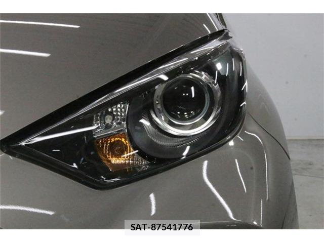 Toyota YARIS 2022-11 8814320-15