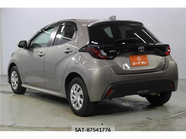 Toyota YARIS 2022-11 8814320-8