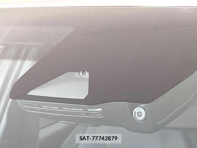 Toyota YARIS 2023-12 8814530-6