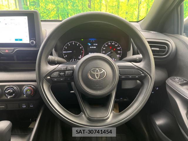 Toyota YARIS 2024-07 8815101-10