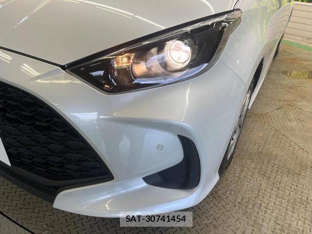Toyota YARIS 2024-07 8815101-11