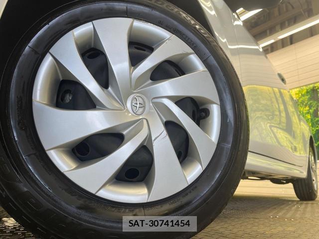 Toyota YARIS 2024-07 8815101-12