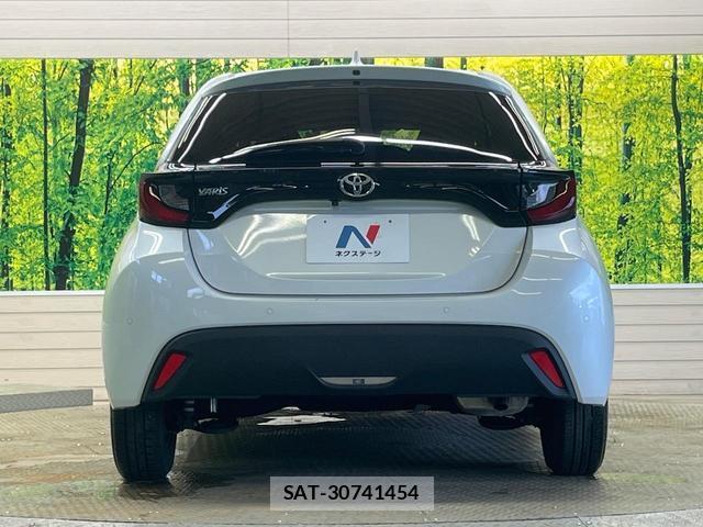 Toyota YARIS 2024-07 8815101-14