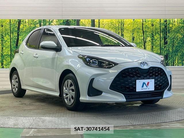Toyota YARIS 2024-07 8815101-15