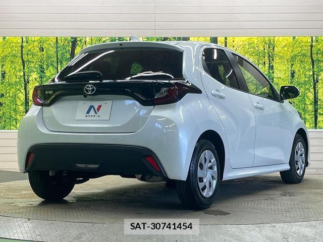 Toyota YARIS 2024-07 8815101-16