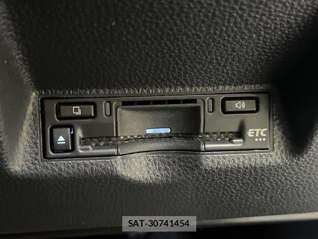 Toyota YARIS 2024-07 8815101-5