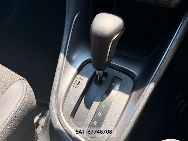 Toyota YARIS 2025-07 8815185-10